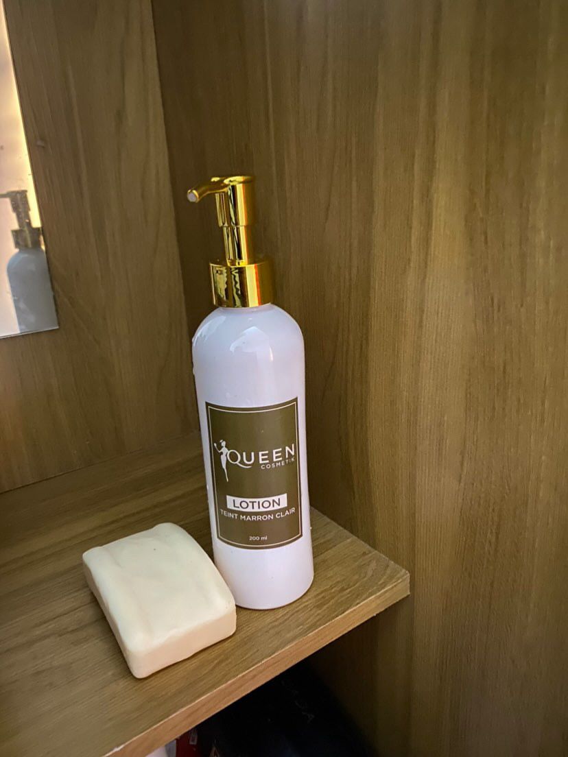 Lotion teint marron claire et savon corps